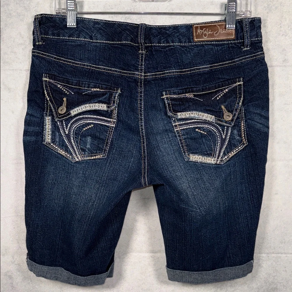 Ariya Jeans distressed bermuda shorts - Picture 2 of 3